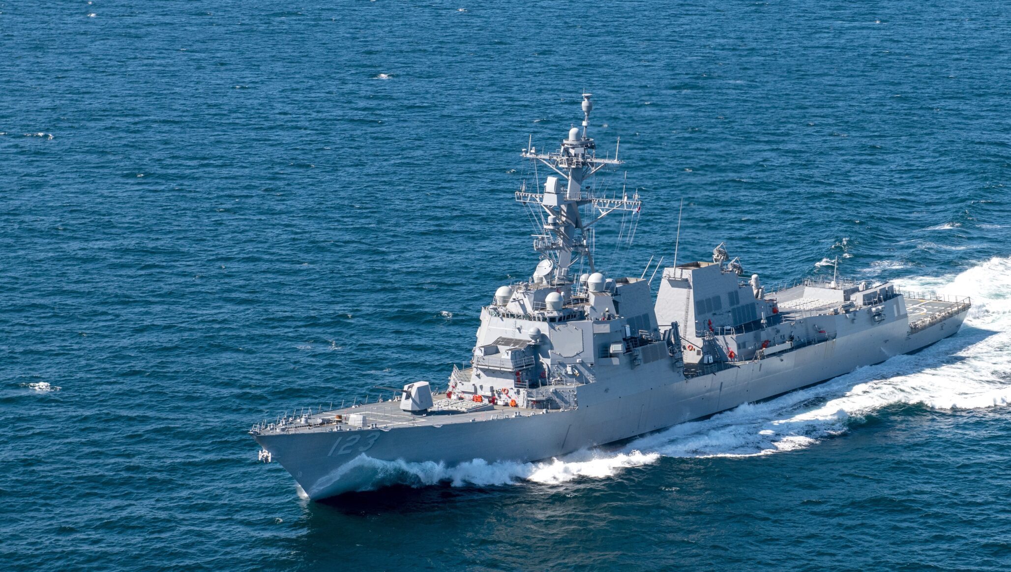10. Arleigh Burke Sınıfı Destroyer